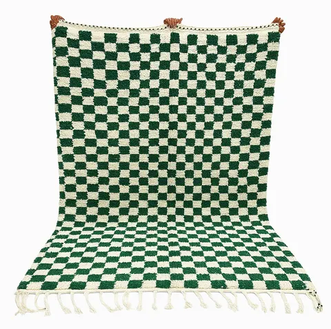Tapis berbère Illi vert et blanc à damier — tapis berbères contemporains