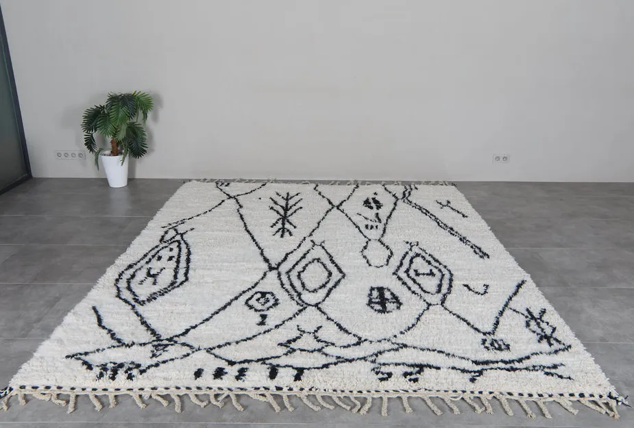 Tapis berbère Kella crème et noir, vue 3 sur 7