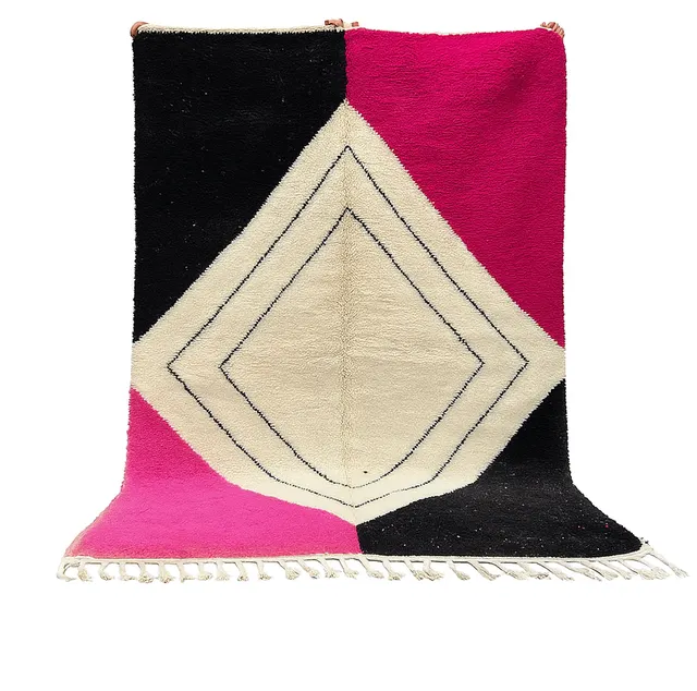 Tapis berbère Loukkos rose et noir — tapis berbères contemporains