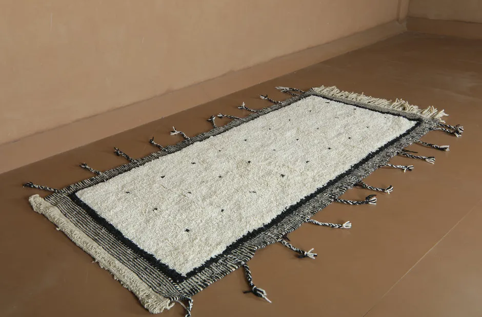 Tapis berbère Massa crème et noir, vue 4 sur 7