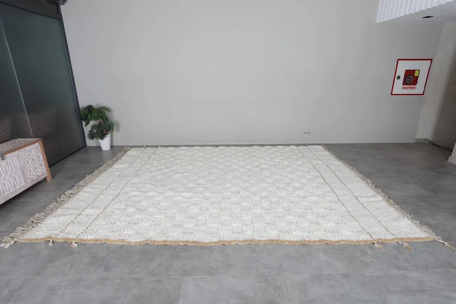 Tapis berbère Meddur crème uni, vue 4 sur 7