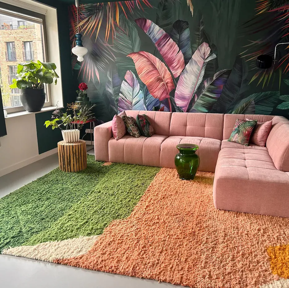 Tapis berbère Mhamid vert et rose, vue 3 sur 4
