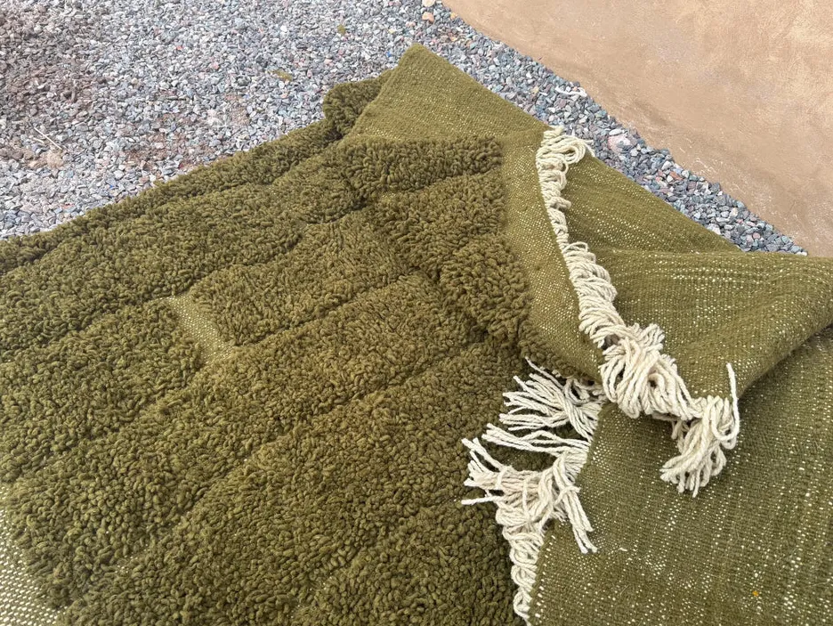 Tapis berbère Mirleft vert, vue 6 sur 7