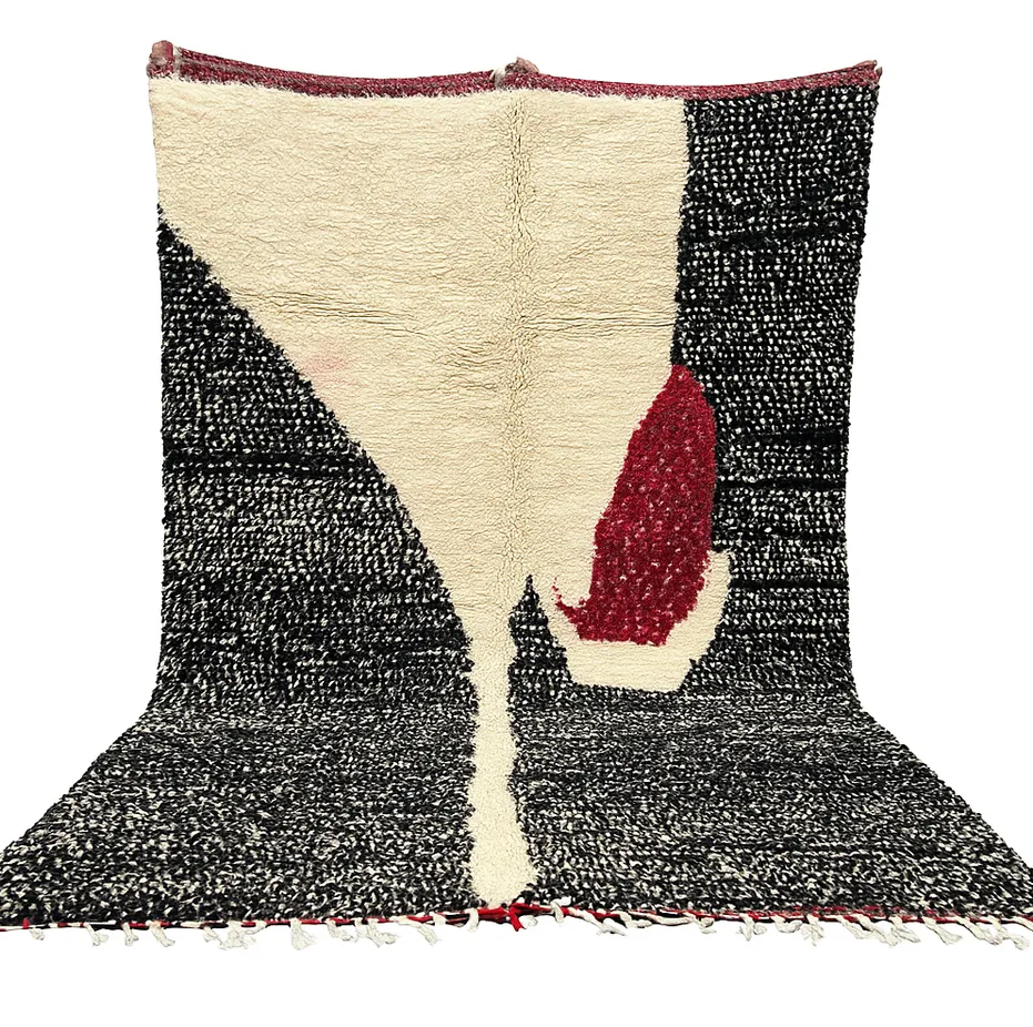 Tapis berbère Noun noir et crème au dessin abstrait — tapis berbères contemporains tissé à la main