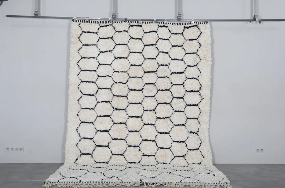Tapis berbère Oualidia crème et noir, vue 3 sur 7