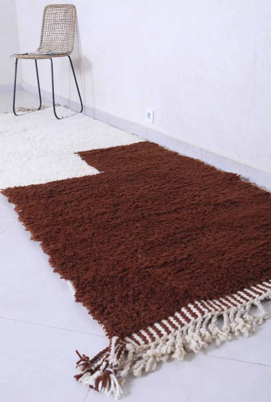Tapis berbère Sebou blanc et marron, vue 4 sur 7