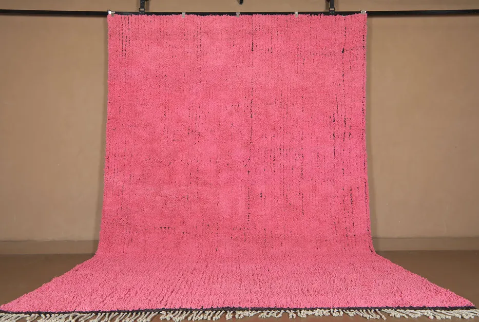 Tapis berbère Siroua rose uni, vue 3 sur 7