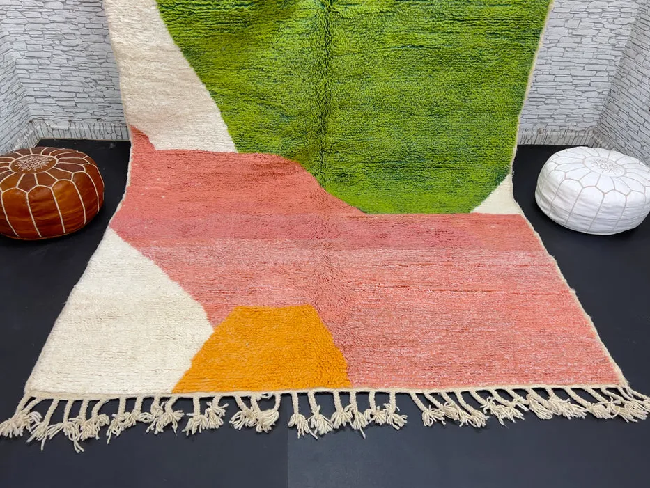 Tapis berbère Tamegroute multicolore et vert, vue 4 sur 4