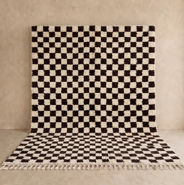 Tapis berbère Tamri noir et blanc à damier — tapis berbères contemporains
