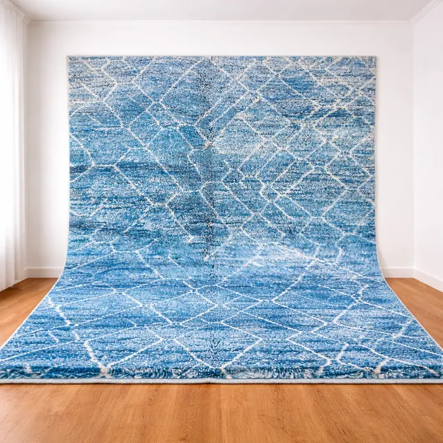 Tapis berbère Tassaout bleu à losanges — tapis berbères contemporains