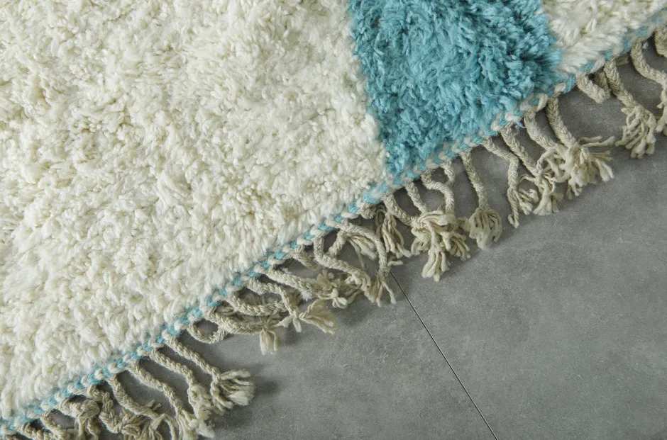 Tapis berbère Tifounassine crème, vue 7 sur 7