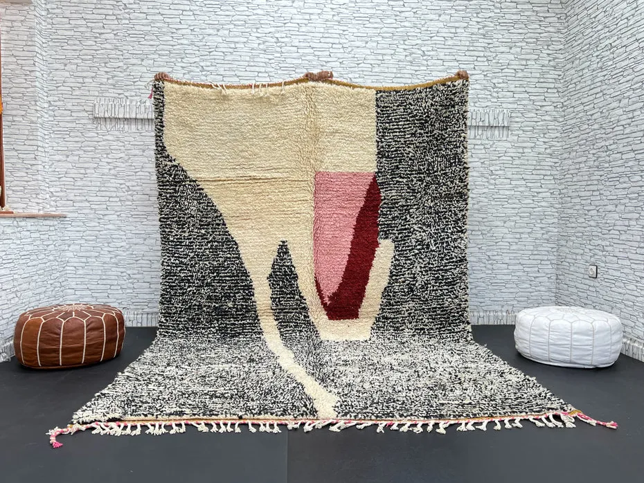 Tapis berbère Tinghir au dessin abstrait, vue 3 sur 4