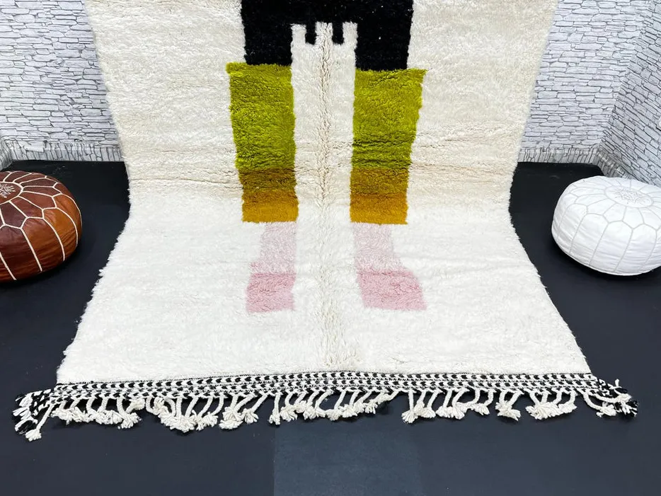 Tapis berbère Tinhinan au dessin abstrait, vue 3 sur 4