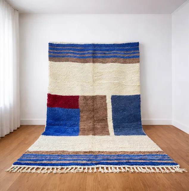 Tapis berbère Tiziri bleu aux motifs géométriques — tapis berbères contemporains