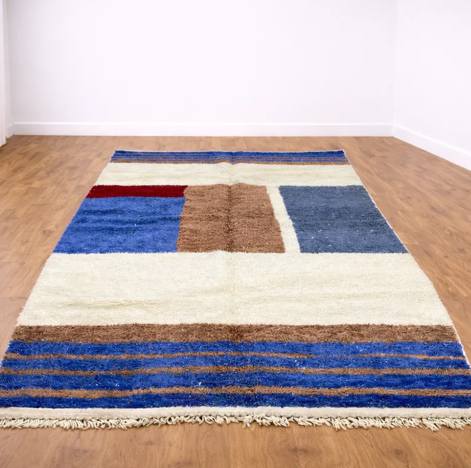 Tapis berbère Tiziri bleu aux motifs géométriques, vue 4 sur 4