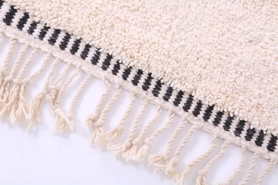 Tapis berbère Toubkal noir et blanc aux motifs géométriques, vue 7 sur 7