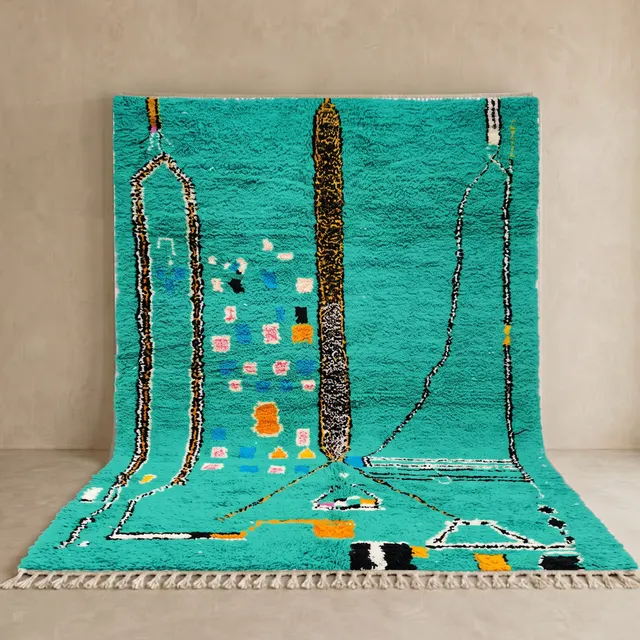 Tapis berbère Tudert vert au dessin abstrait — tapis berbères contemporains