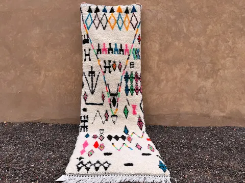 Tapis de couloir Azilal Melloul crème et multicolore aux motifs géométriques — tapis azilal