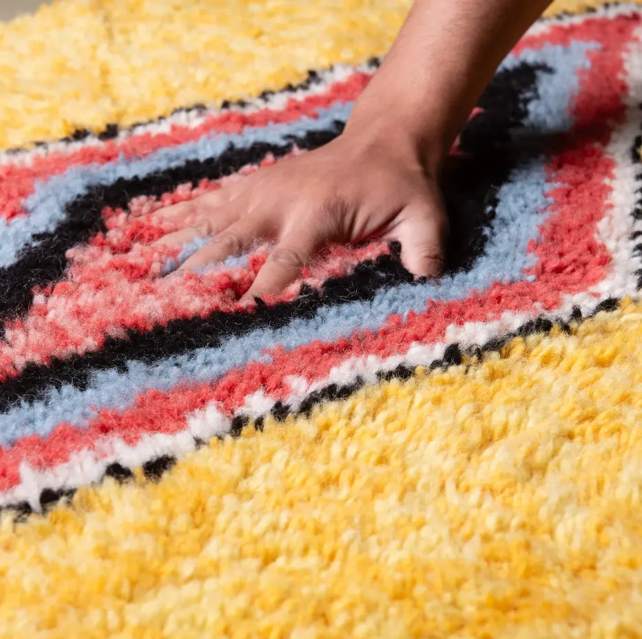 Tapis de couloir Beni Ouarain Bzou beige et blanc, vue 7 sur 7