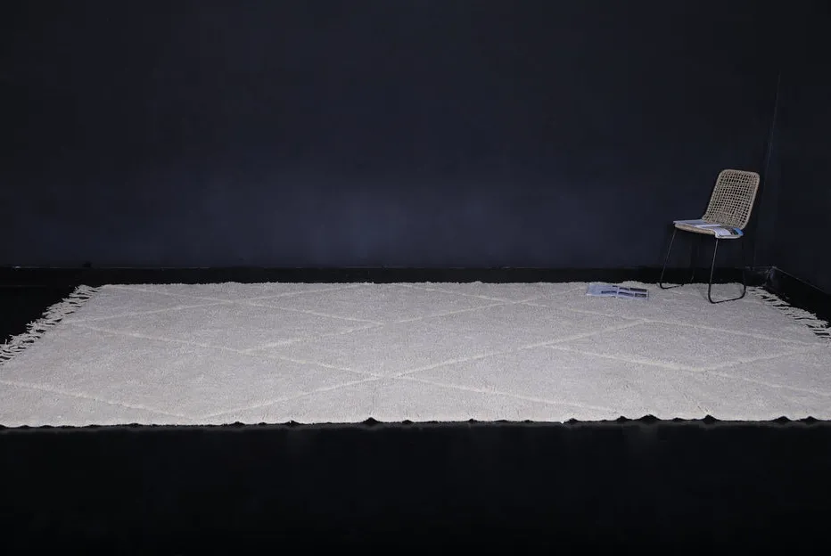 Tapis de couloir Beni Ouarain Ghdat crème à losanges, vue 4 sur 7