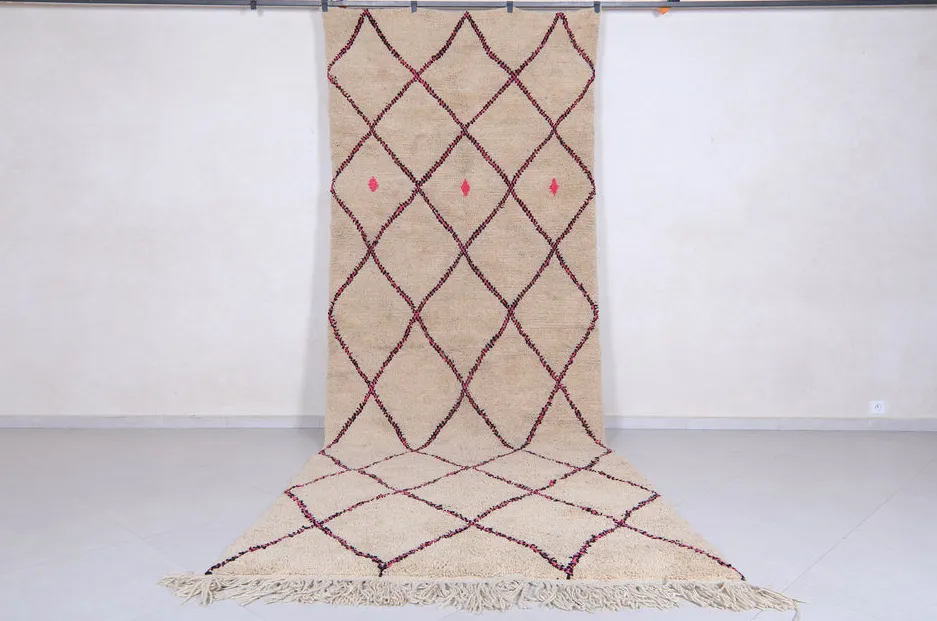 Tapis de couloir Beni Ouarain Tensift beige à losanges, vue 3 sur 7