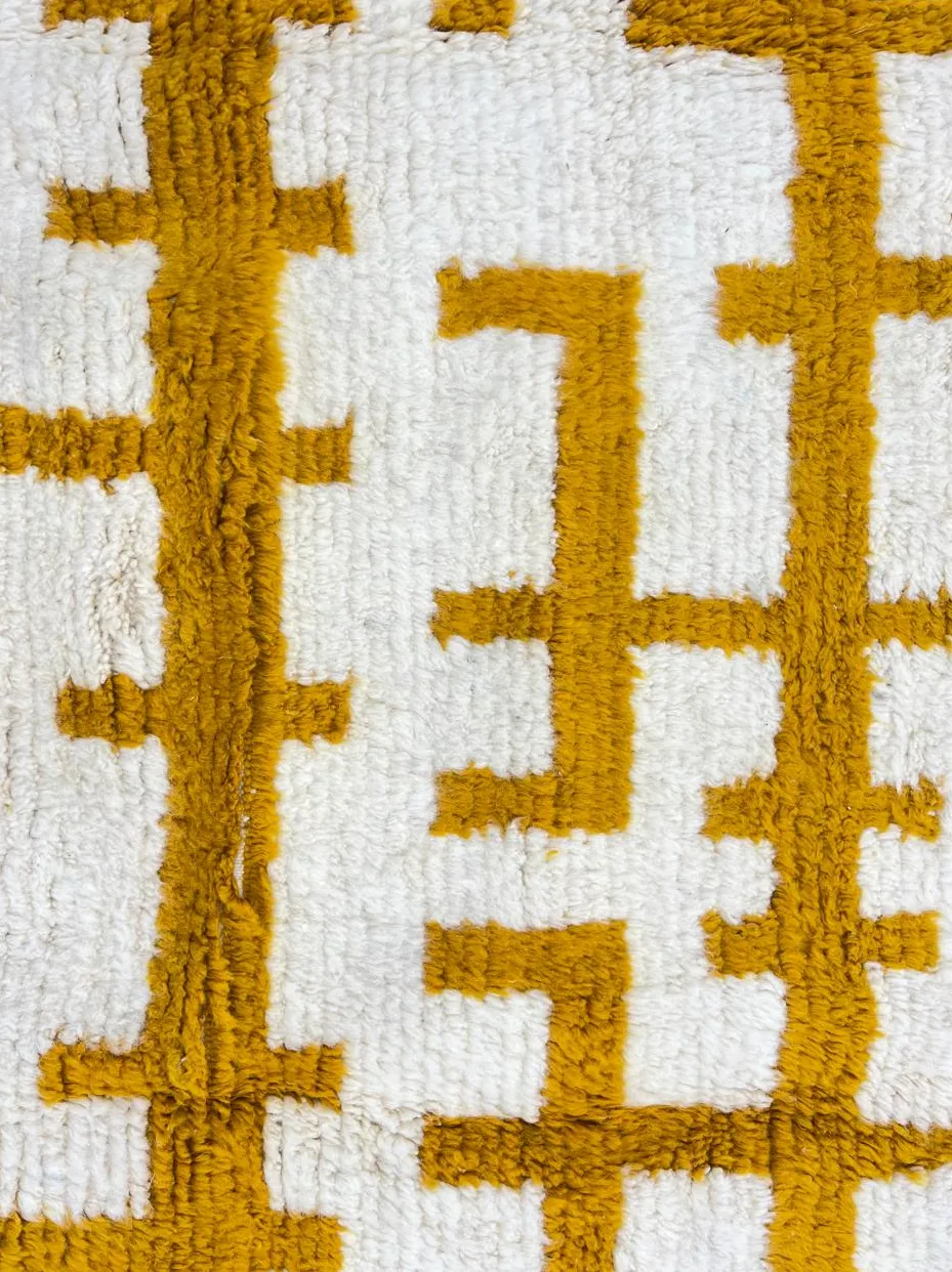Tapis de couloir berbère Akka moutarde, vue 4 sur 4