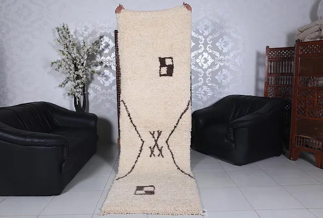 Tapis de couloir berbère Aman crème et marron aux motifs géométriques — tapis berbères contemporains