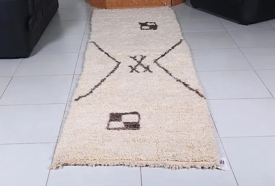 Tapis de couloir berbère Aman crème et marron aux motifs géométriques, vue 4 sur 7