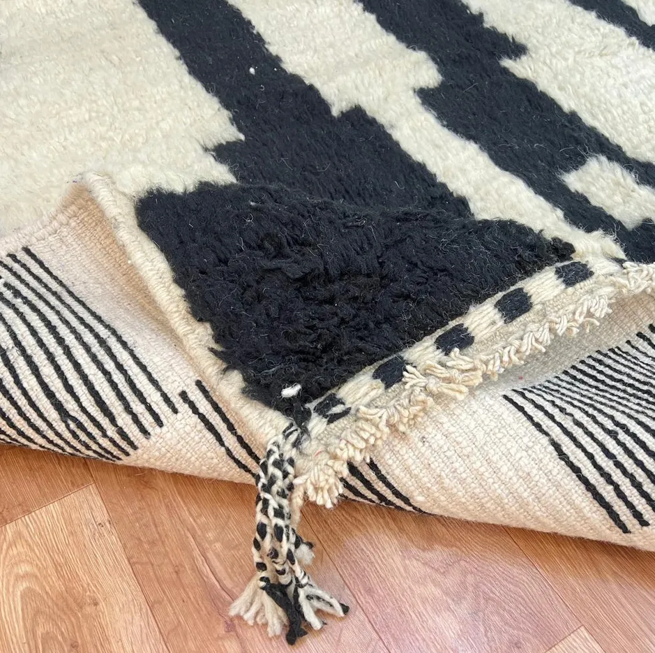 Tapis de couloir berbère Aman noir et blanc, vue 4 sur 4