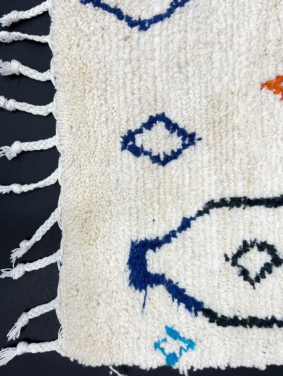 Tapis de couloir berbère Argana multicolore aux motifs géométriques, vue 3 sur 4