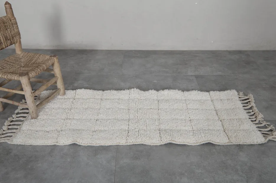 Tapis de couloir berbère Drâa crème uni, vue 4 sur 7