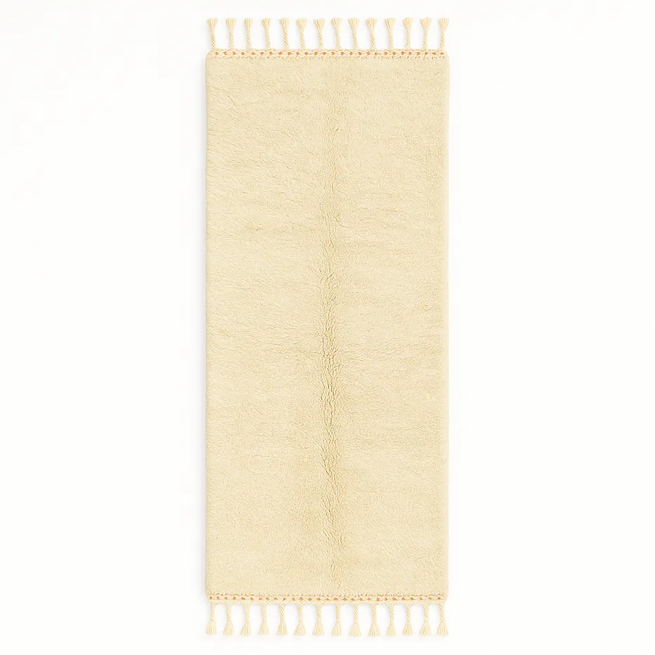 Tapis de couloir berbère Ifrah blanc — tapis berbères contemporains tissé à la main