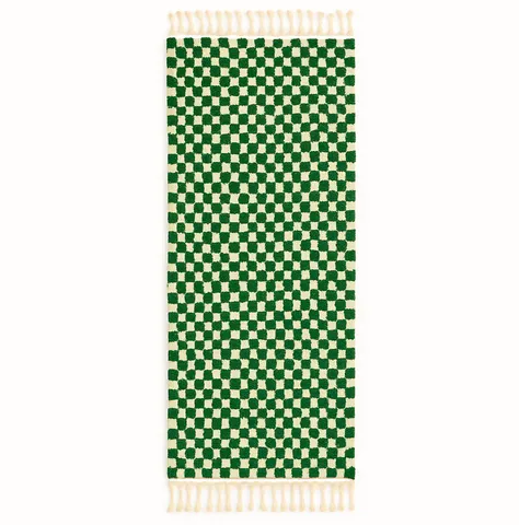 Tapis de couloir berbère Ifrane vert à damier — tapis berbères contemporains