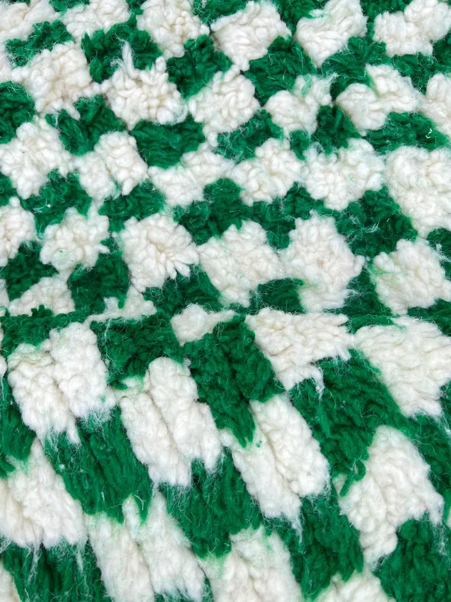 Tapis de couloir berbère Ifrane vert à damier, vue 3 sur 4