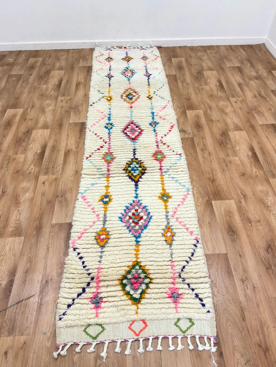 Tapis de couloir berbère Itzer multicolore — tapis berbères contemporains tissé à la main