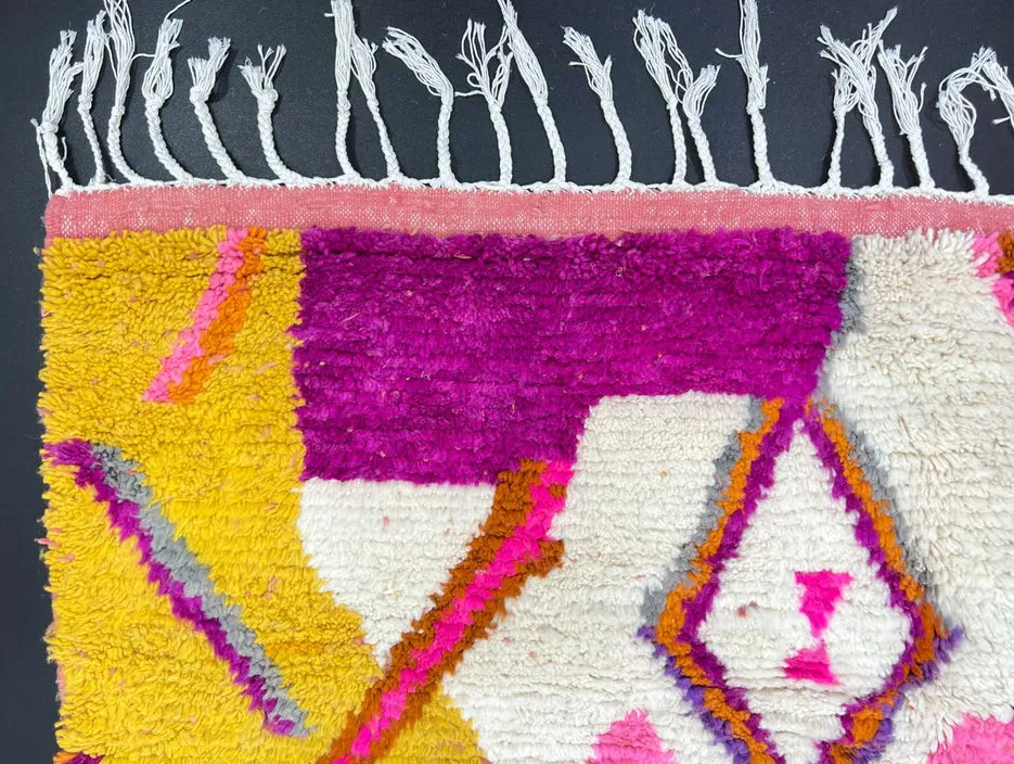 Tapis de couloir berbère Jorf multicolore à losanges, vue 3 sur 4