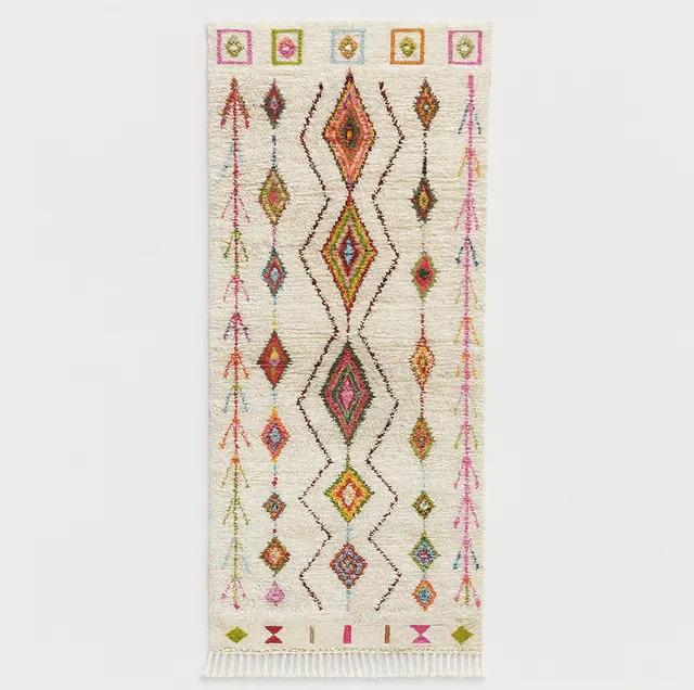 Tapis de couloir berbère Kella blanc et multicolore à losanges — tapis berbères contemporains