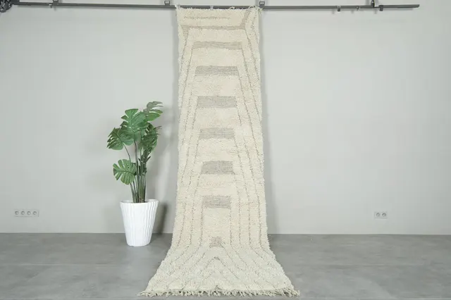 Tapis de couloir berbère Lakhdar crème et gris — tapis berbères contemporains