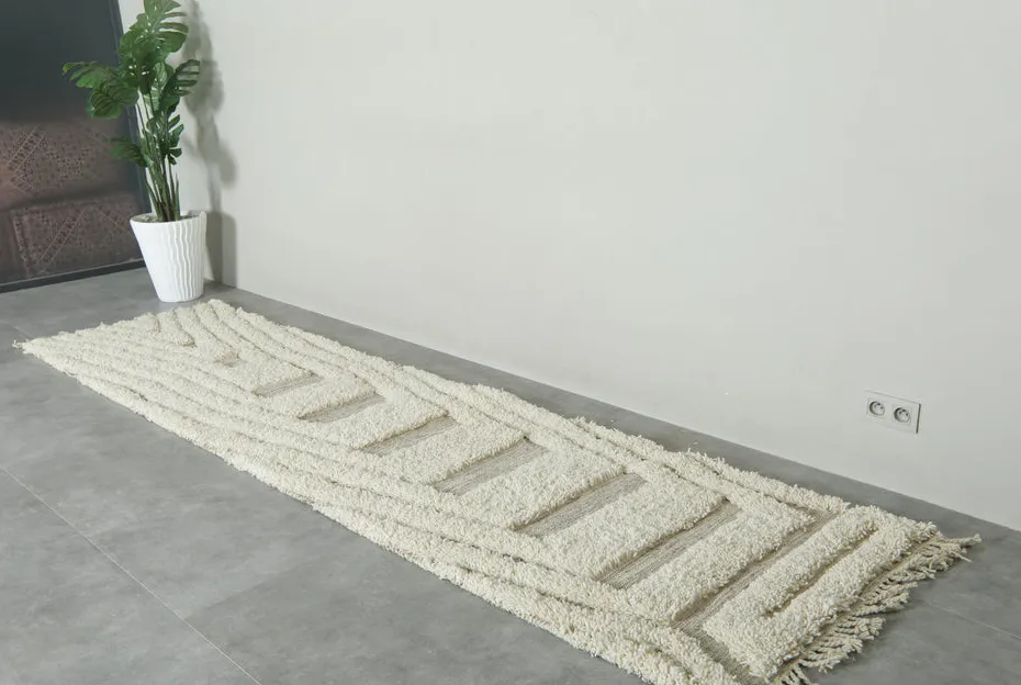 Tapis de couloir berbère Lakhdar crème et gris, vue 6 sur 7