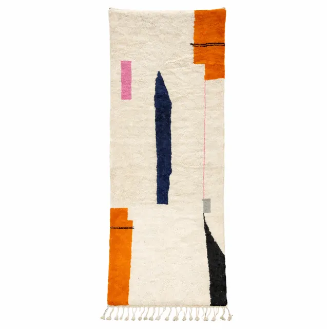 Tapis de couloir berbère Oulmès au dessin abstrait — tapis berbères contemporains