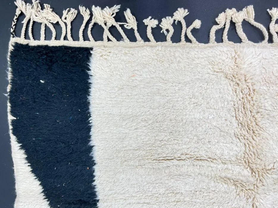 Tapis de couloir berbère Oulmès au dessin abstrait, vue 3 sur 4