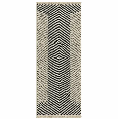 Tapis de couloir berbère Sifaw noir et blanc aux motifs berbères — tapis berbères contemporains