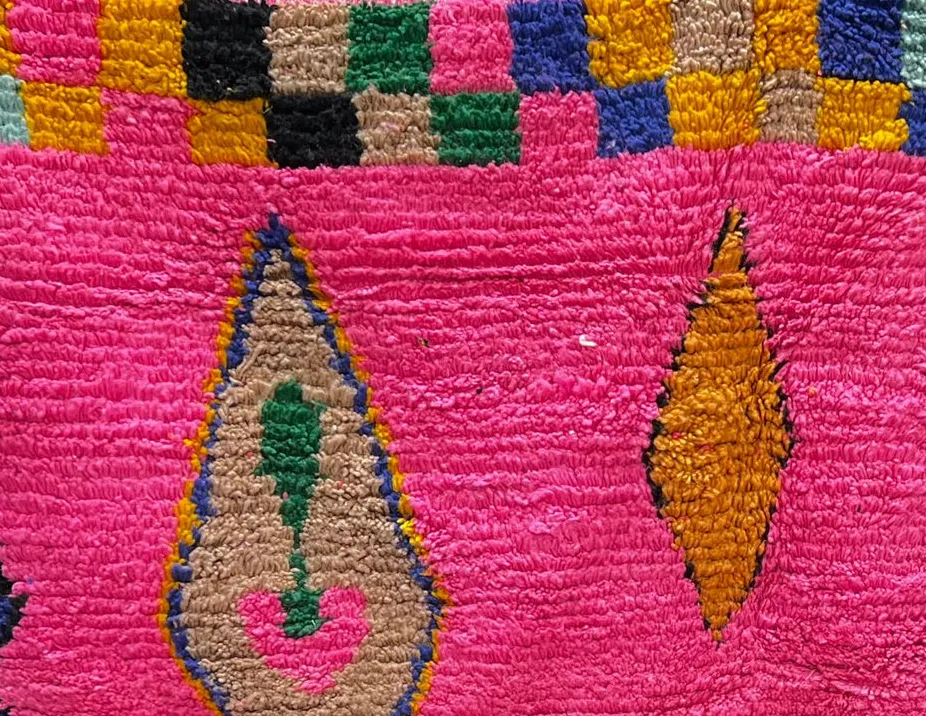 Tapis de couloir berbère Souss rose et multicolore, vue 4 sur 4