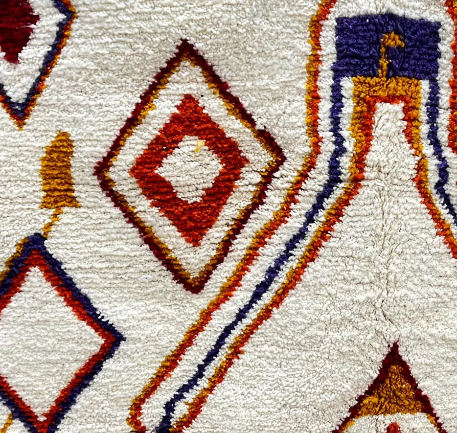 Tapis de couloir berbère Taddart aux motifs géométriques, vue 4 sur 4