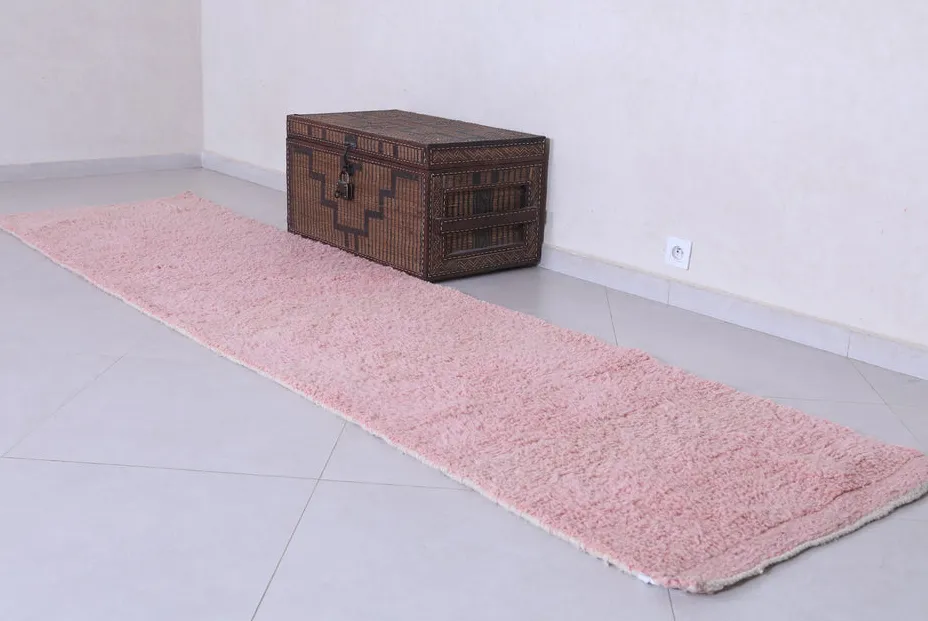 Tapis de couloir berbère Tadla rose, vue 5 sur 7