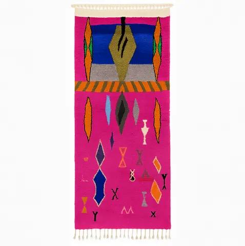 Tapis de couloir berbère Tadla rose aux motifs berbères — tapis berbères contemporains