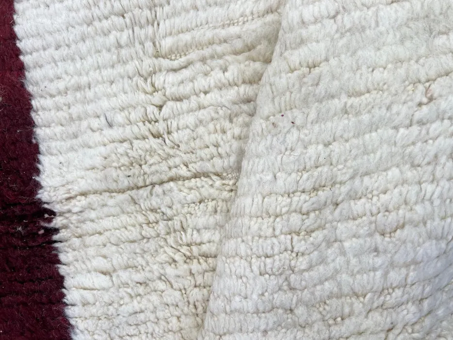 Tapis de couloir berbère Taliouine blanc et rouge à rayures, vue 4 sur 4