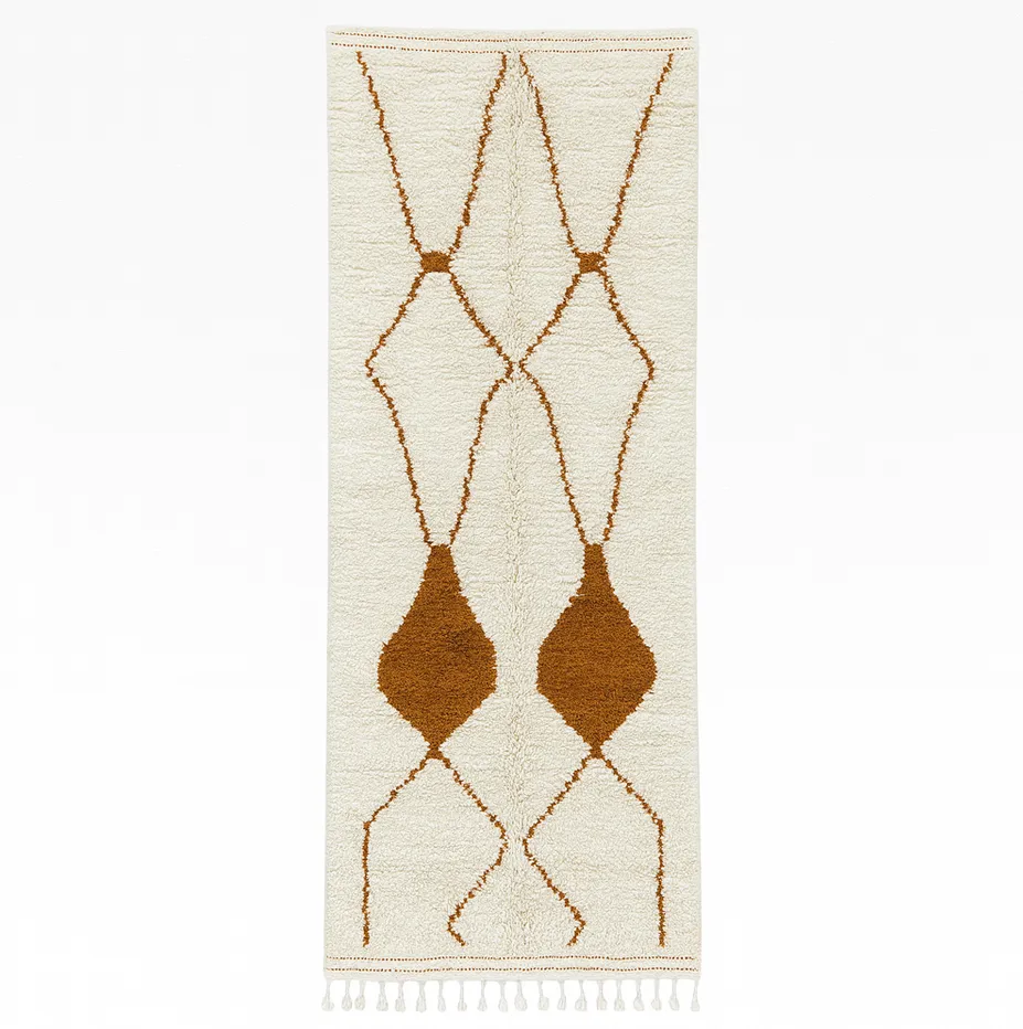 Tapis de couloir berbère Tanirt blanc et marron — tapis berbères contemporains tissé à la main