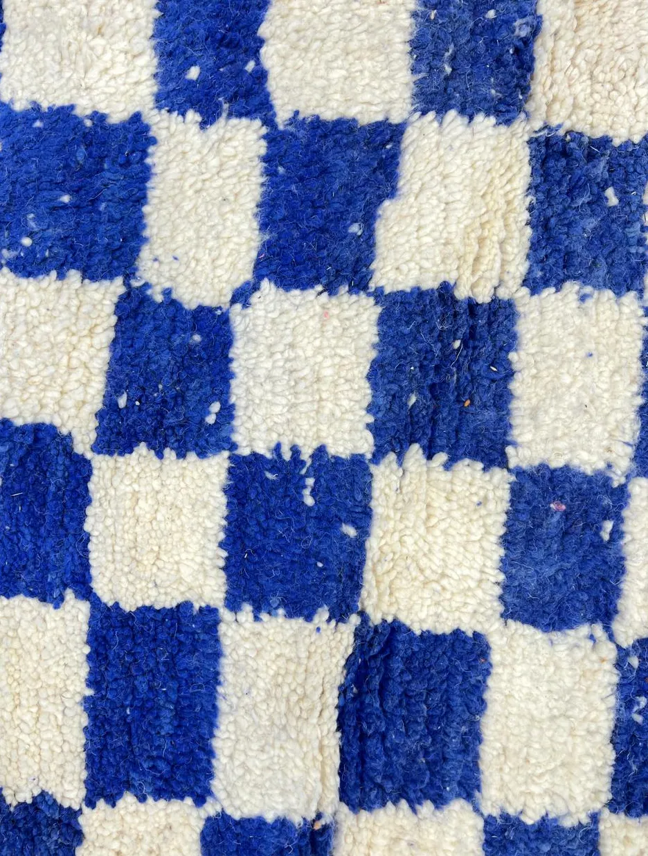Tapis de couloir berbère Tidirhine bleu à damier, vue 4 sur 4