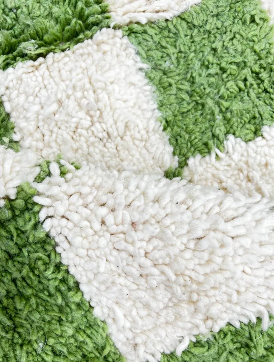 Tapis de couloir berbère Tislit vert à damier, vue 4 sur 4